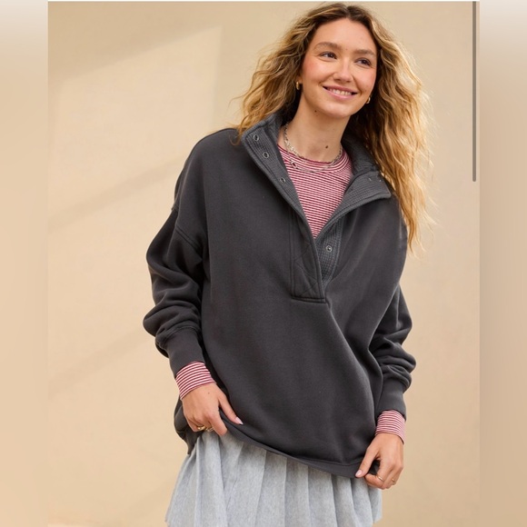 Aerie Women’s Oversized Getaway Quarter Snap Sweatshirt Color Smoked Gray Sz L - Picture 3 of 5